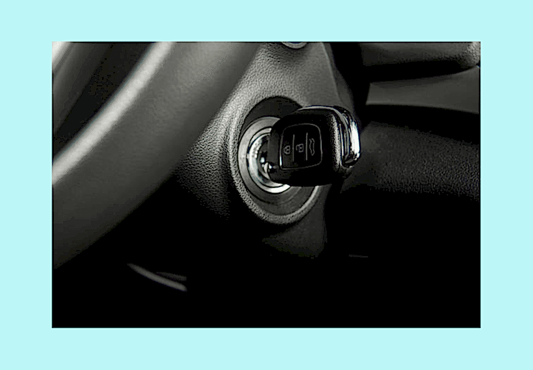 Araba Kontak Anahtarı Dönmüyor